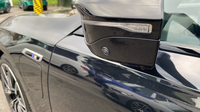 BMW 7 Series M760e xDrive 4dr Auto Saloon